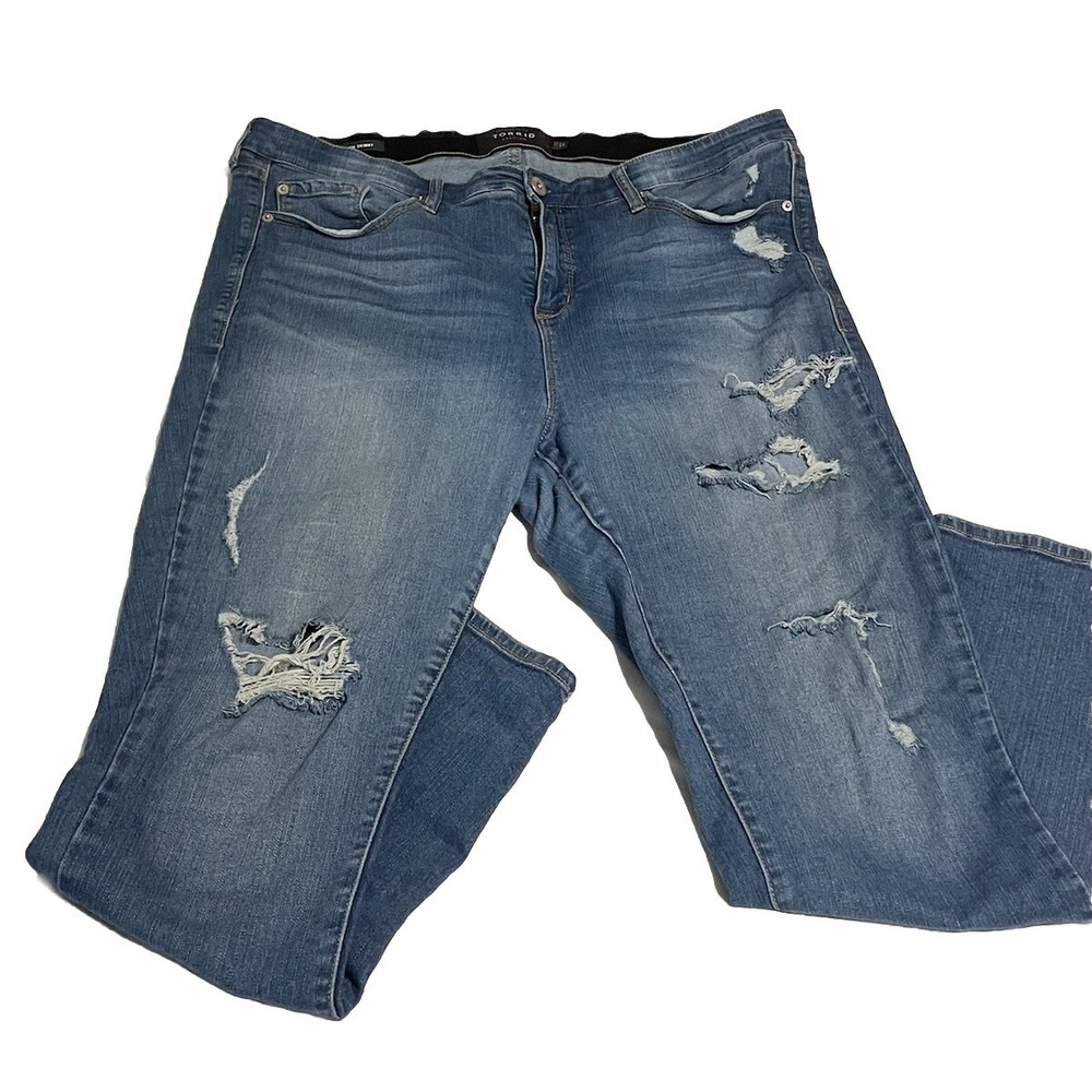 Torrid Jeans Women's Size 20R Blue Sky‎ High Skinny Fit Medium Wash Denim Ripped